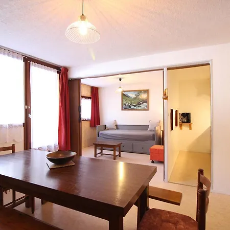F2 Au Pied Des Pistes Avec Balcon, Parking Et Local A Skis - Fr-1-415-62 Apartment *