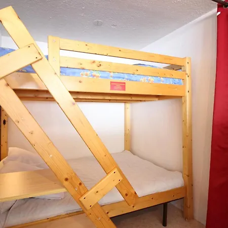 F2 Au Pied Des Pistes Avec Balcon, Parking Et Local A Skis - Fr-1-415-62 Le Mont-Dore