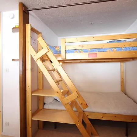 F2 Au Pied Des Pistes Avec Balcon, Parking Et Local A Skis - Fr-1-415-62 Apartment